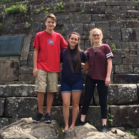 Meet your Posher, Monica - Picture 4 of 7